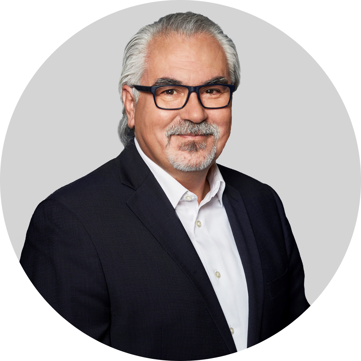 Renay-De-Serres-headshot-high-rez(7).png Renay-De-Serres-headshot-high-rez(7).png